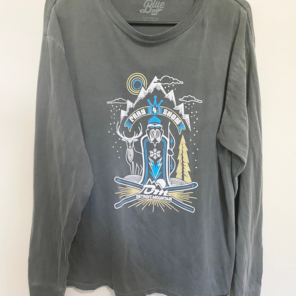 Ski Town Long Sleeve Tee